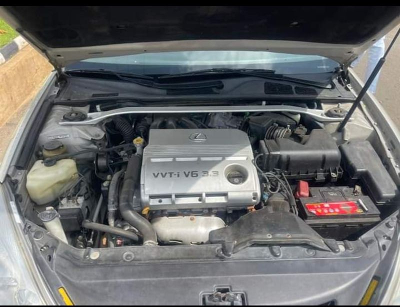 Thumbnail 8 of 2004 Lexus ES